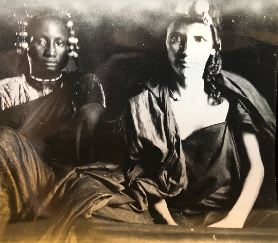 femmes_touareg,_circa_1955,_tirage_argentique__anonyme_afrique_africa__