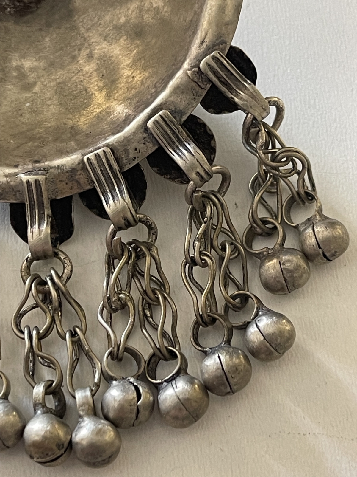 kuchi_afghanistan_ou_pakistan_pendentif_sonore_danse_tribal_amulette_1930???1960