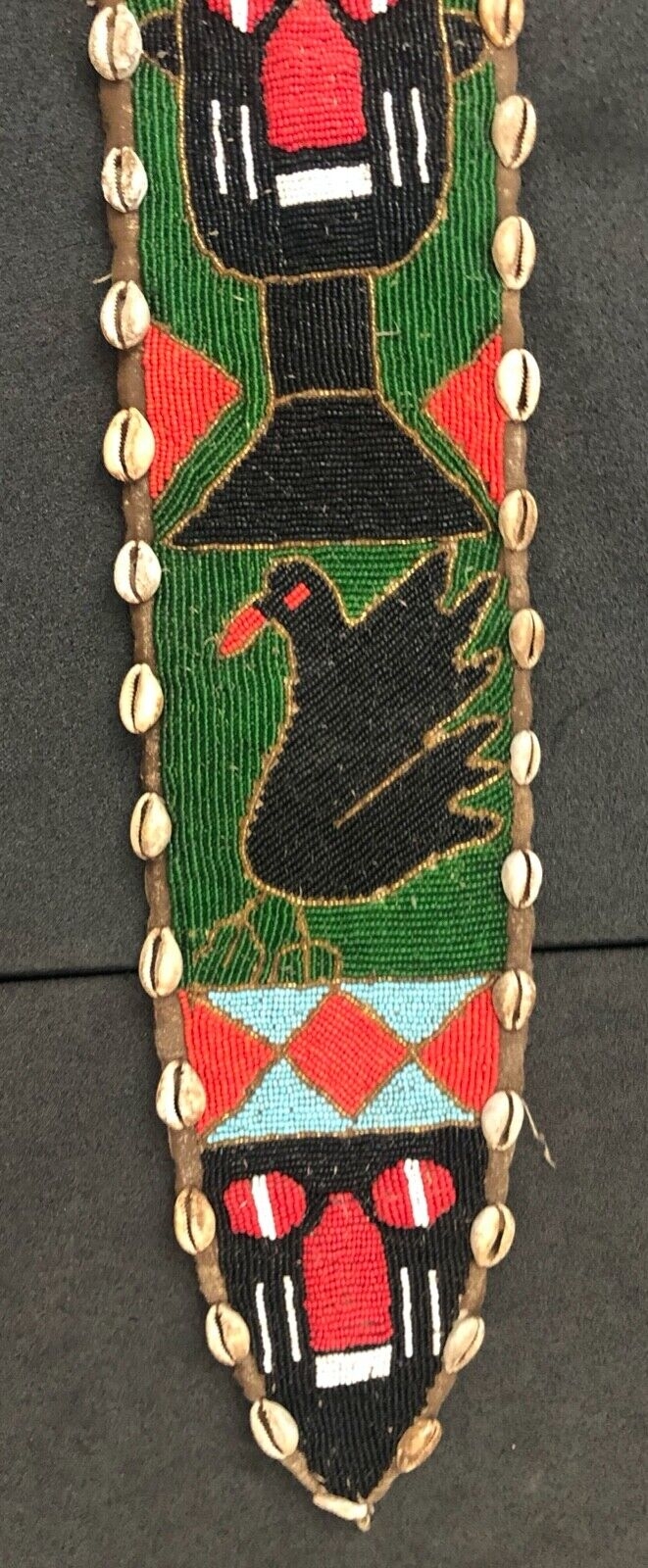 nigeria_yoruba_bretelle_de_tambour_1970_afrique_tissus_et_enormement_de_perles