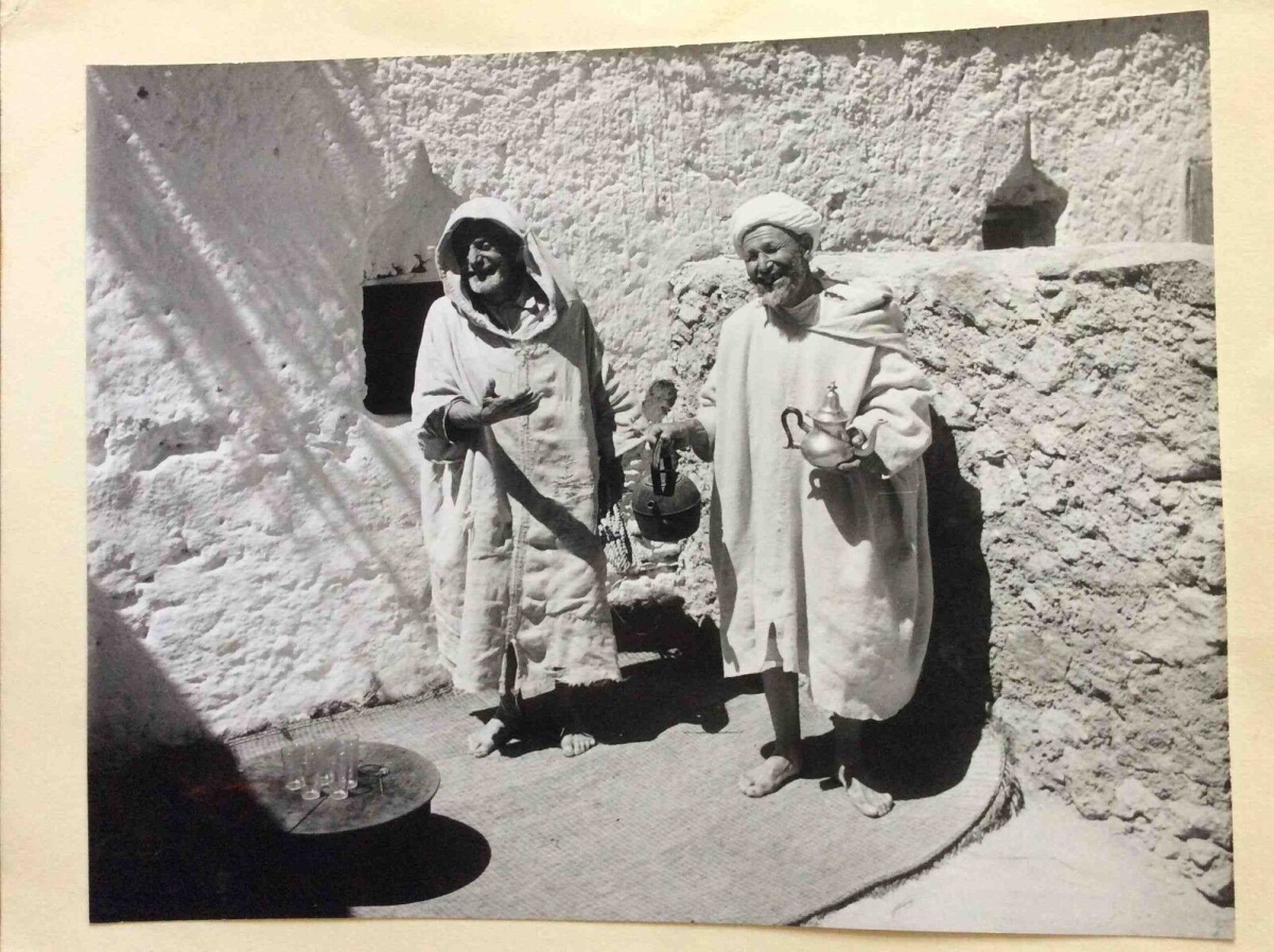 maroc__tirage_argentique_anonyme_entre_1930_et_1960__le_the__al-_maghrib_