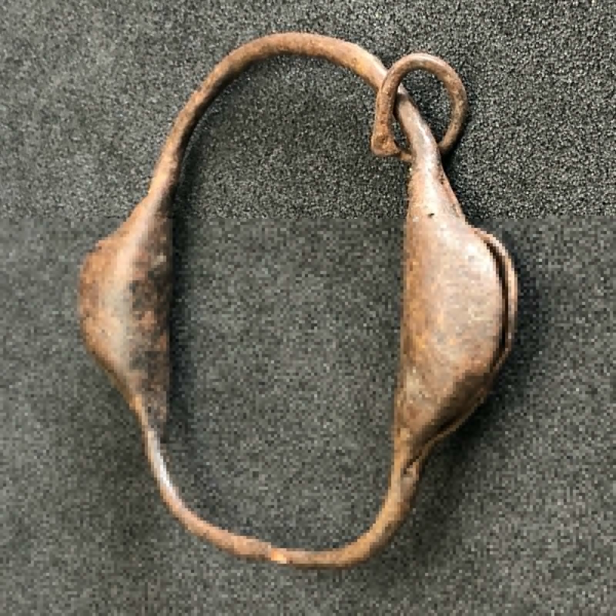 bracelet_mossi_a_grelots_en_fer__moose_afrique_burkina_faso