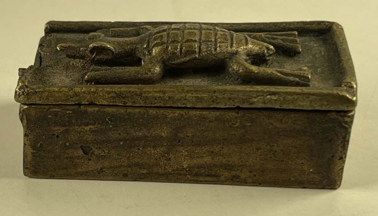 african_akan_style_bronze_gold_weight_box_crocodile_ghana_ashanti_tribal