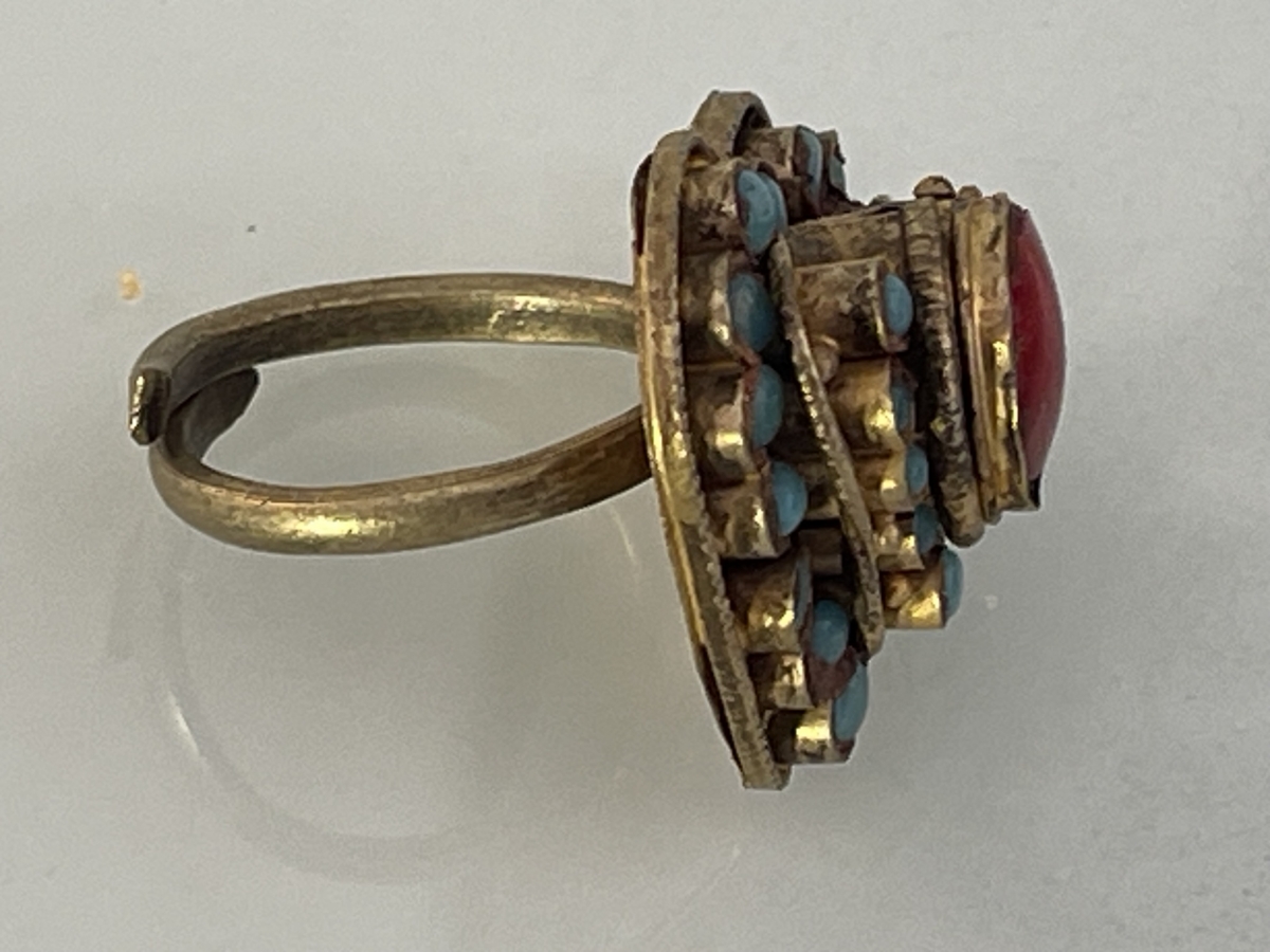 afghanistan_bague_coeur_circa_1960_bijoux_ethnique_afganistan_bleu_et_rouge