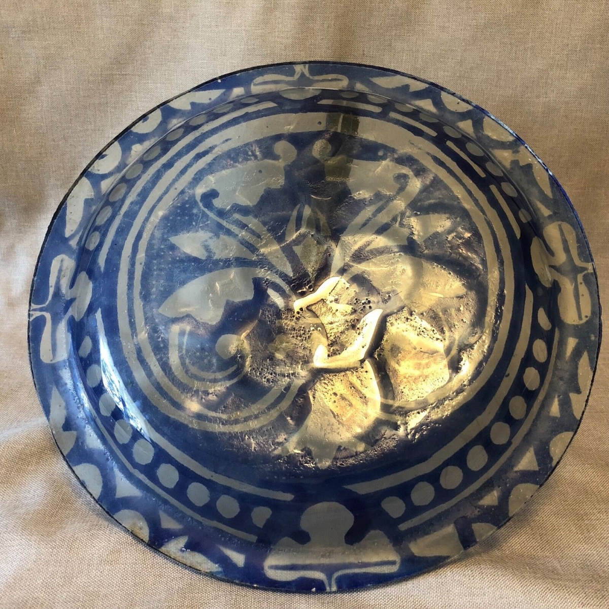 plat_bleu_fleur_de_lys_omeyade_ou_mamelouk_islam_turquie_orientalisme_ottoman