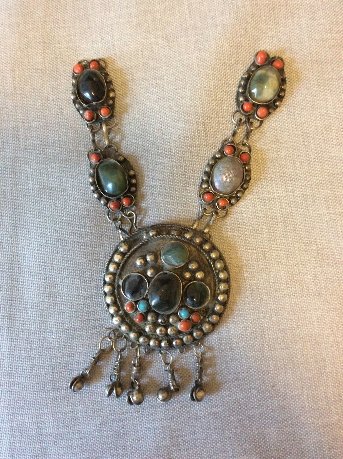 bijou_element_de_parure__maroc_kabyle_berbere__debut_xxe_al-_maghrib__bijoux_