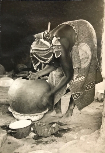 poterie_de_femme_rhumsiki_cameroun__ethnie_kapsiki__circa_1950_cameroon,_afrique_