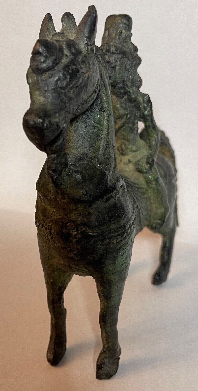 cavalier_bronze_patine_noire_empire_khmer_cambodge_xviiieme_cheval_asie