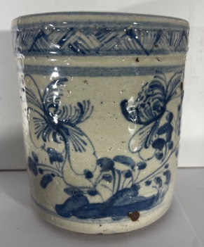 vietnamese_blue_and_white_calligraphy_brush_pot_19th_century_34_5_vietnam