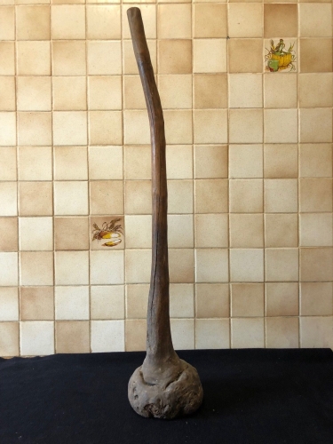 fidjian_art_bois_et_boule_en_racine_de_nokonodo_iles_fidji_matanitu_ko_viti