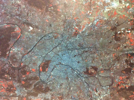 photographie_image_de_paris_par_le_satellite_spot_2_sciences_-images_1992_france