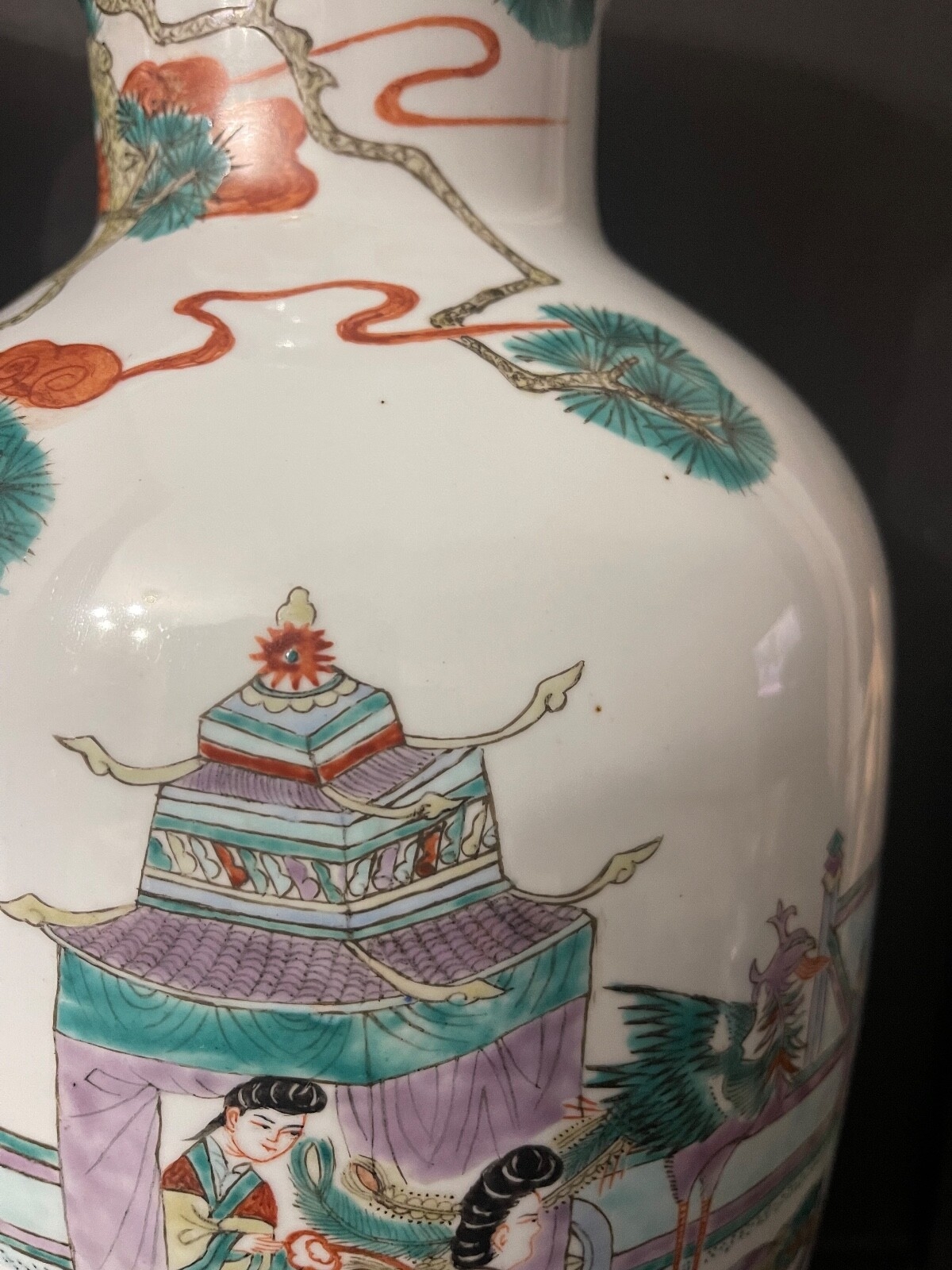 pair_chinese_qing_guangxu_porcelain_vases_polychrome_court_scene_xixth