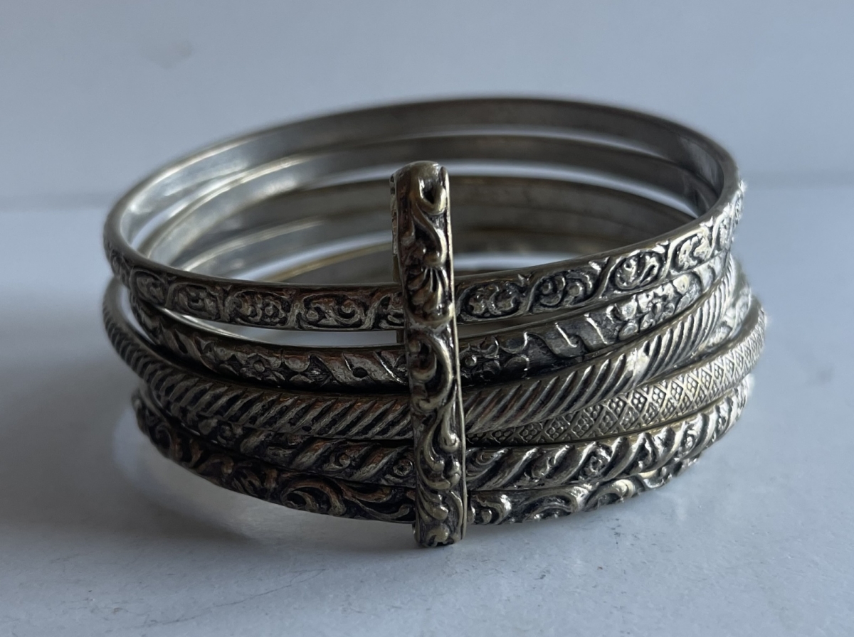 old_tuareg_7_bangle_week_bracelet_low_grade_tribal_silver_124g_semainier