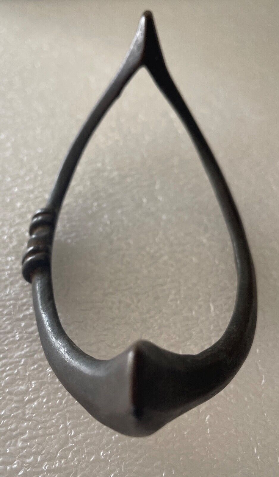 bracelet_de_cheville_senoufo_bronze_a_patine_noir_debut_xxe_afrique