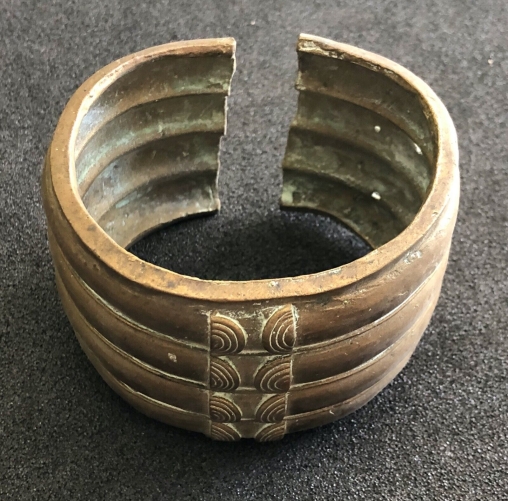 bracelet_alliage_bronzier_akan_golfe_de_guinee_afrique