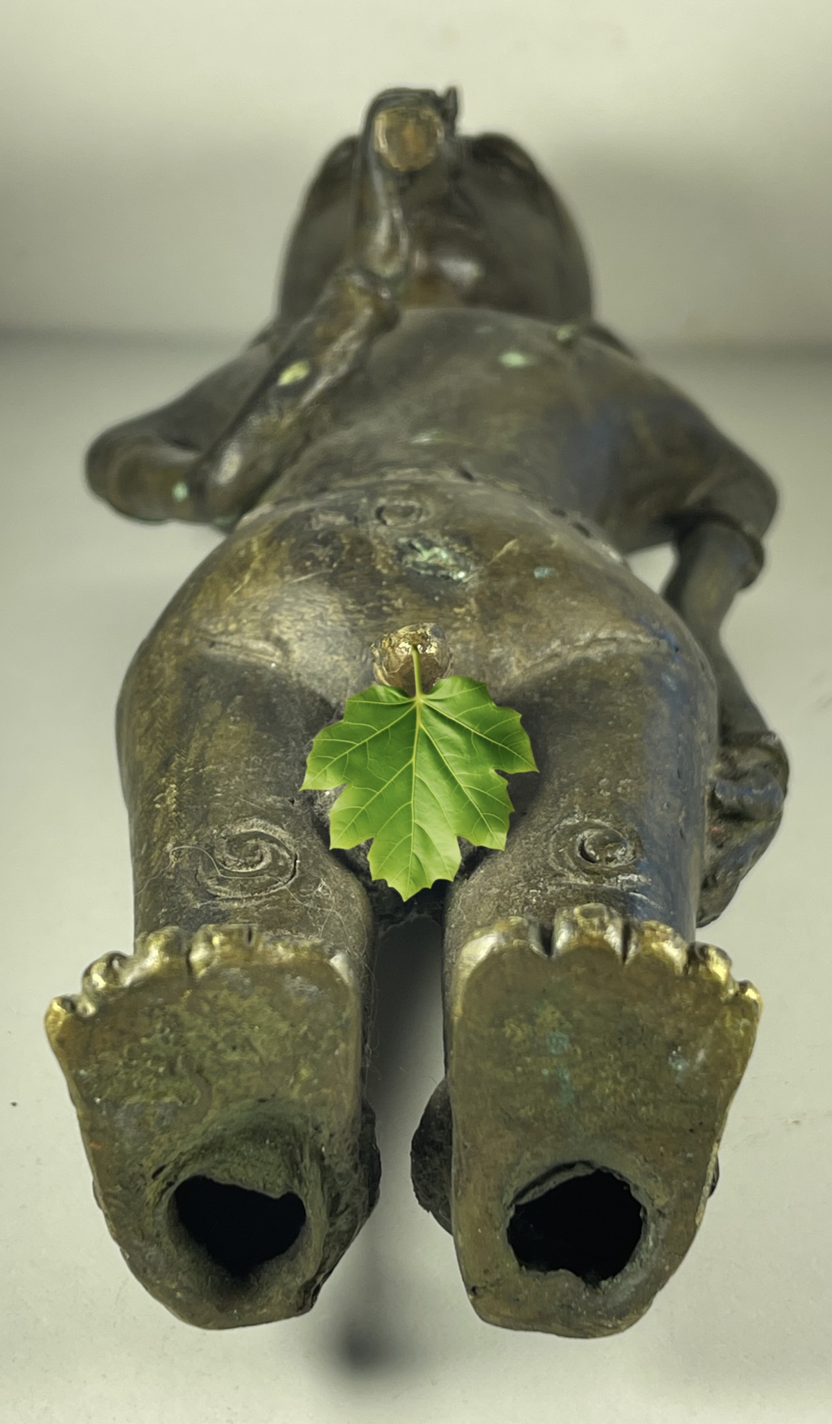 southeast_asian_bronze_figure_male_sculpture_thailand_laos_khmer_19/20th_century