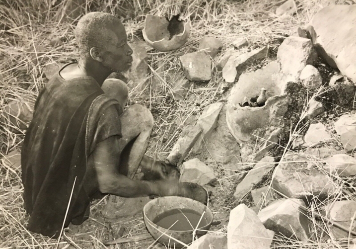 rhumsiki_cameroun_afrique__portrait_dhomme_kapsiki__tirage_argentique__circa_1950_