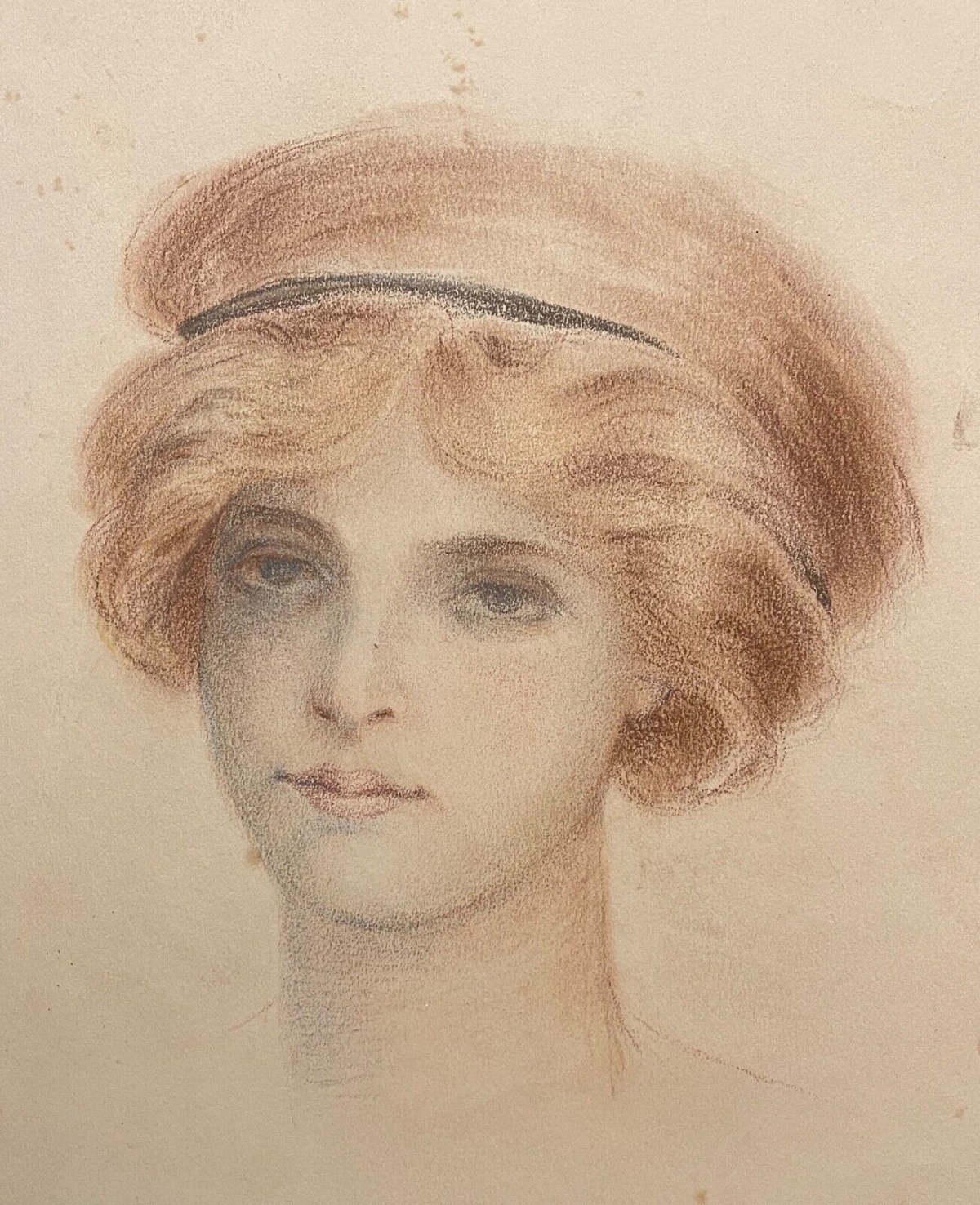 femme_art_nouveau_vers_1910_coiffure_anonyme_pastel_fixe_france