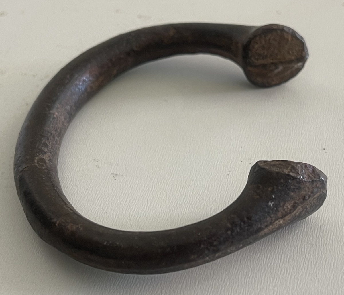 monnaie_primitive_manille_de_birmingham_afrique_commerce_esclave_et_autre