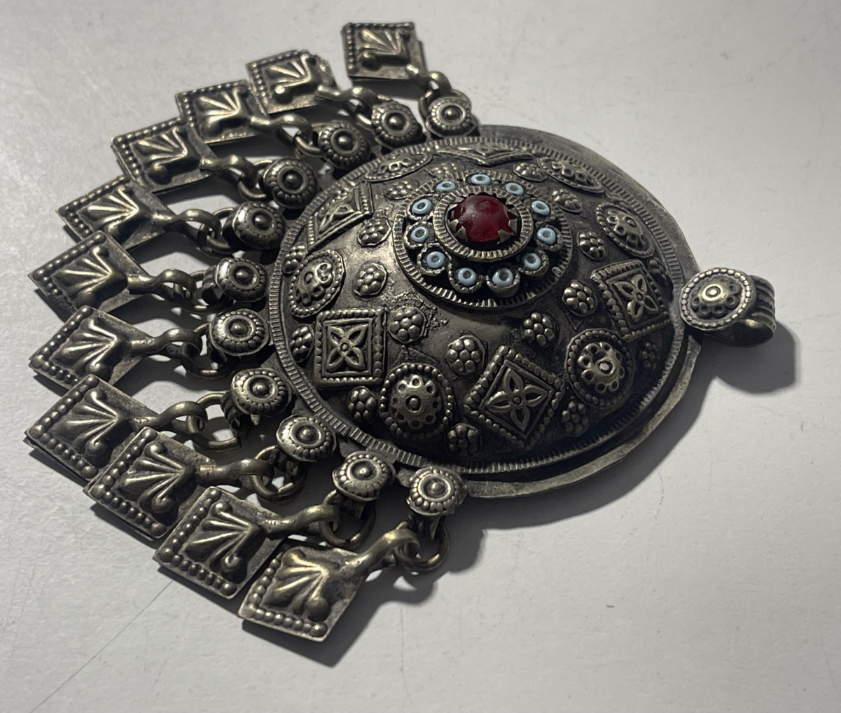 afghanistan_ou_pakistan_kuchi_pendentif_sonore_danse_tribal_amulette_1920???1940