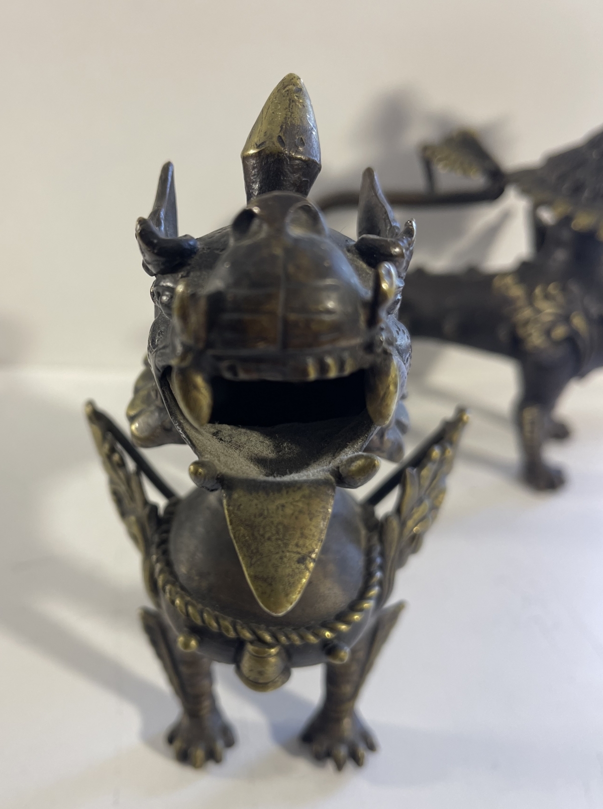 chine_pair_antique_chinese_bronze_mythical_guardian_beasts_male_female_19th