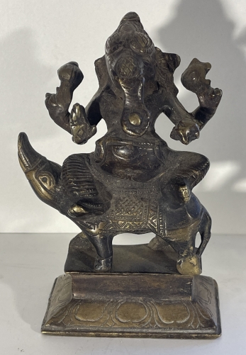 ganesh_sur_sa_monture_mushika_inde_du_nord_elephant_circa_1940???1960