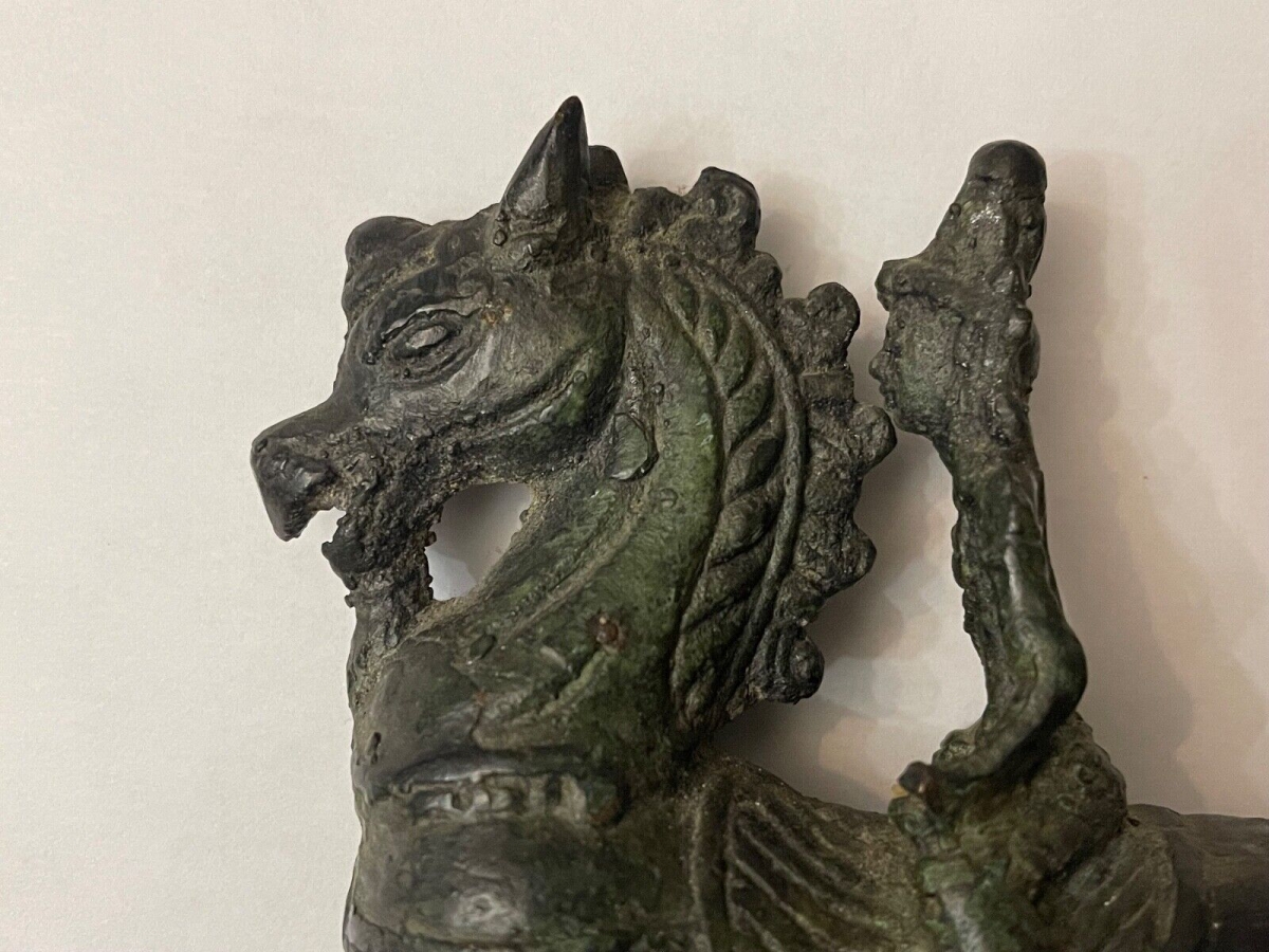 cavalier_bronze_patine_noire_empire_khmer_cambodge_xviiieme_cheval_asie