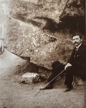 corse_jule_cheminade_assis_albumine_circa_1880_anonyme_france