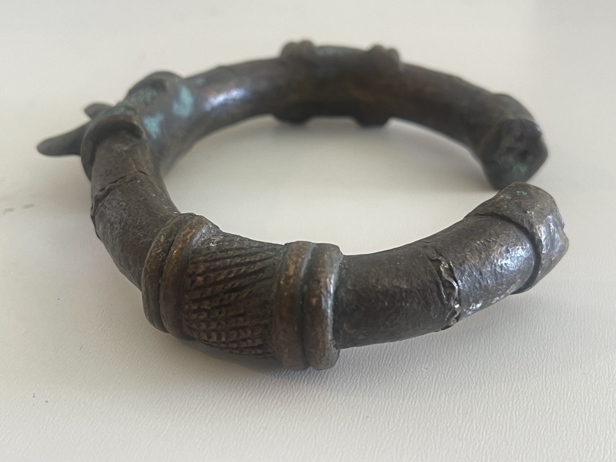 bracelet_manille_monnaie_senoufo_bronze_a_patine_afrique_cote_divoire