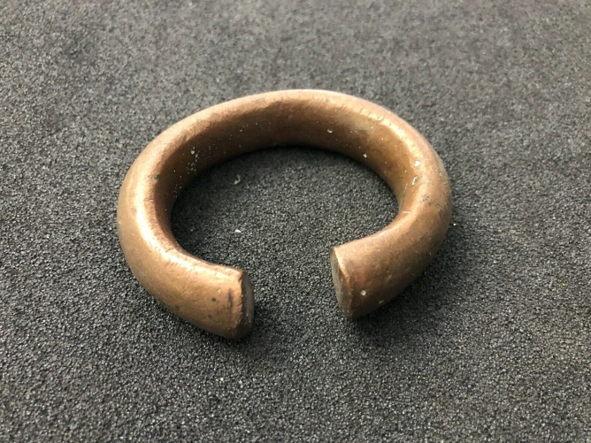 bracelet_esclave_en_bronze_senegal