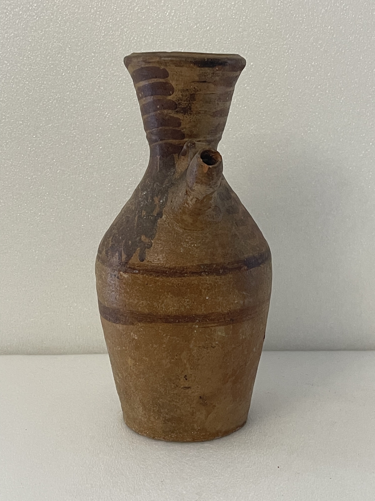 ceramique_berbere_algerie_hauteur_27,5_cm_gargoulette_milieu_xxe