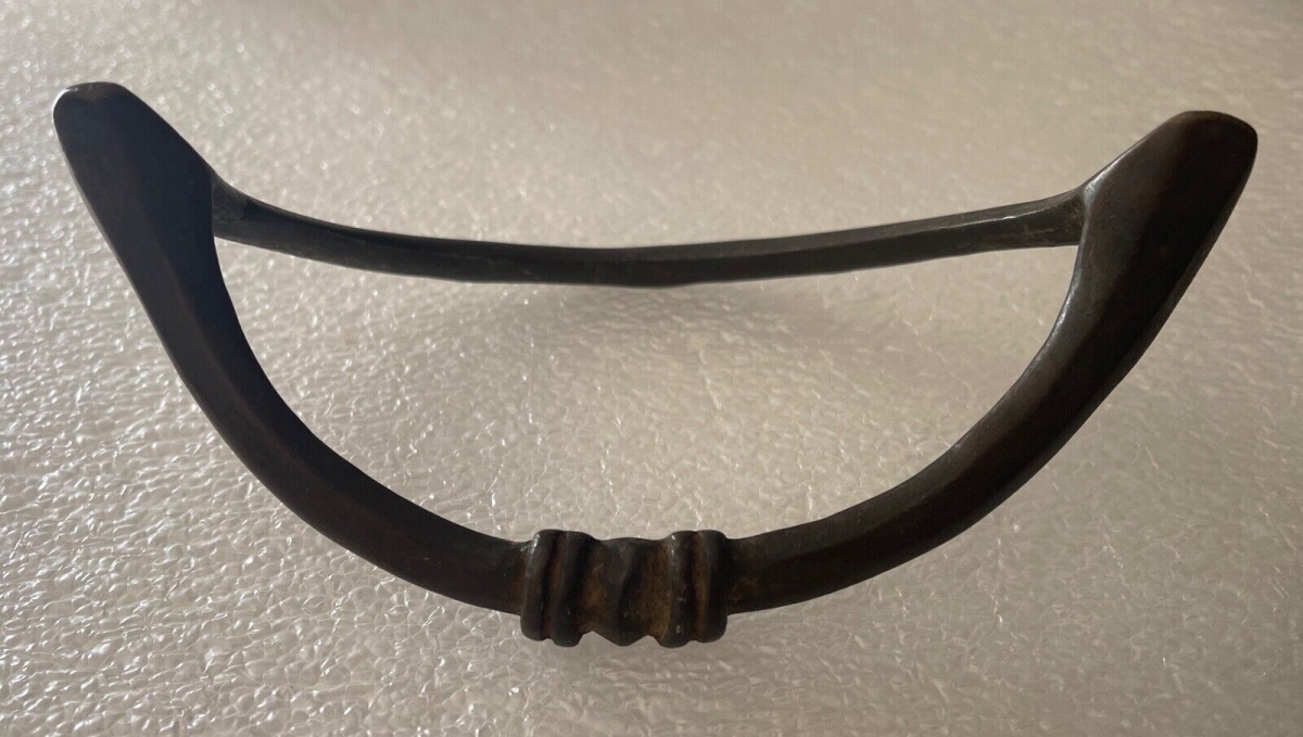 bracelet_de_cheville_senoufo_bronze_a_patine_noir_debut_xxe_afrique