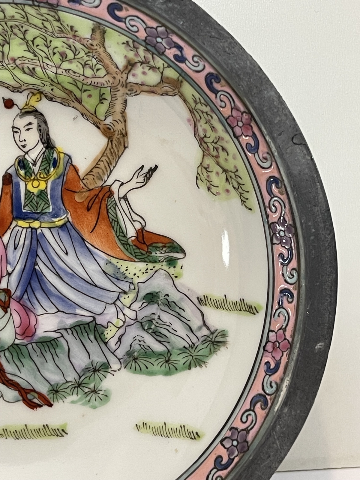 chine_coupelle_en_porcelaine_republique_signature_apocryphe_sous_couverte