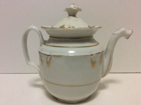 theiere_en_porcelaine_de_paris_empire_xixe_france