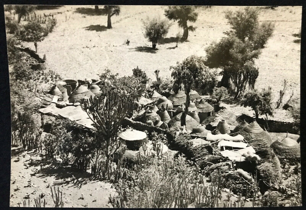 cameroun_rhumsiki__reserve_vue_de_haut_kapsiki__circa_1950__argentique_cameron