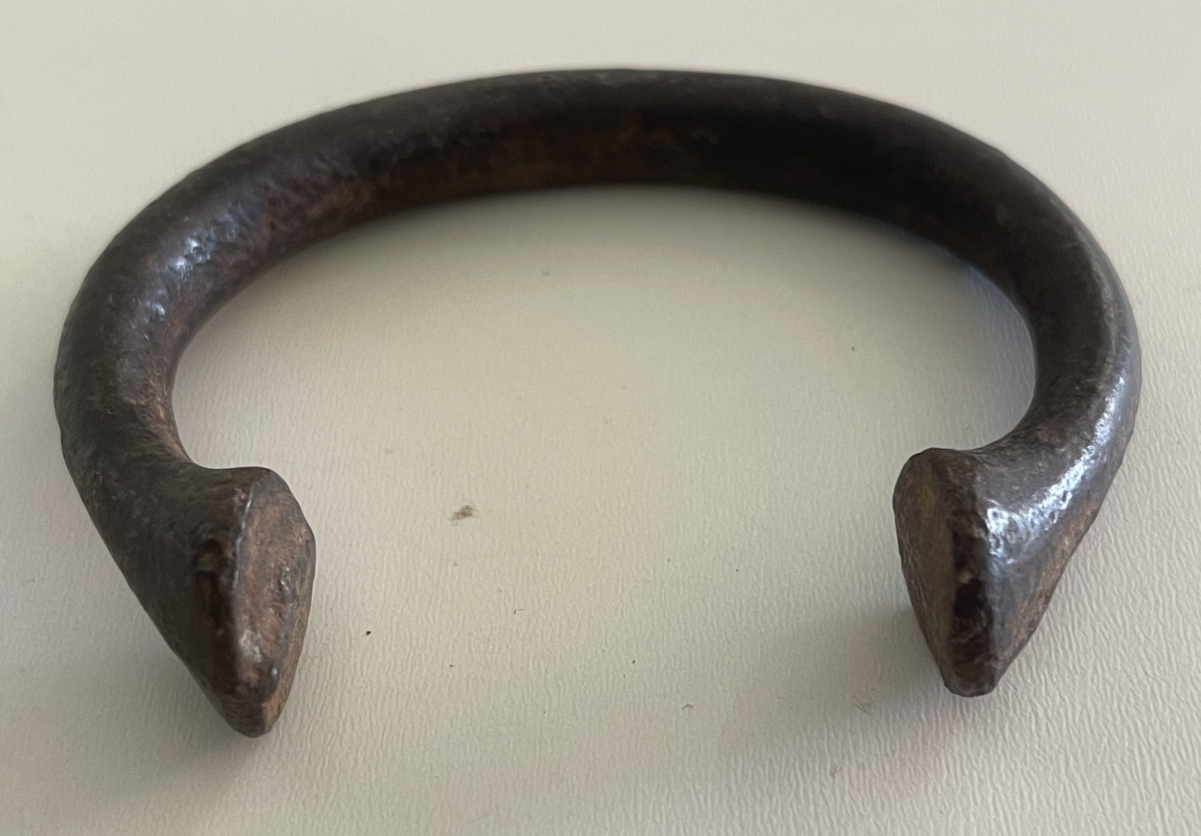 monnaie_primitive_manille_de_birmingham_afrique_commerce_esclave_et_autre