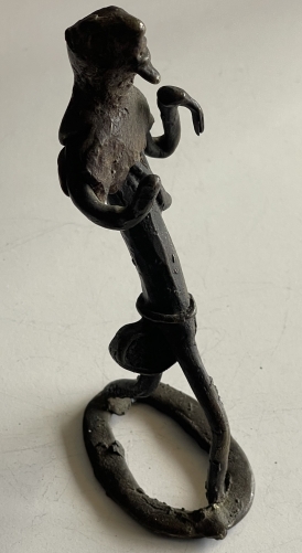 statuette_votive_en_bronze_rituel_akan_ashanti_figure_anthropomorphe_xixe-xxe