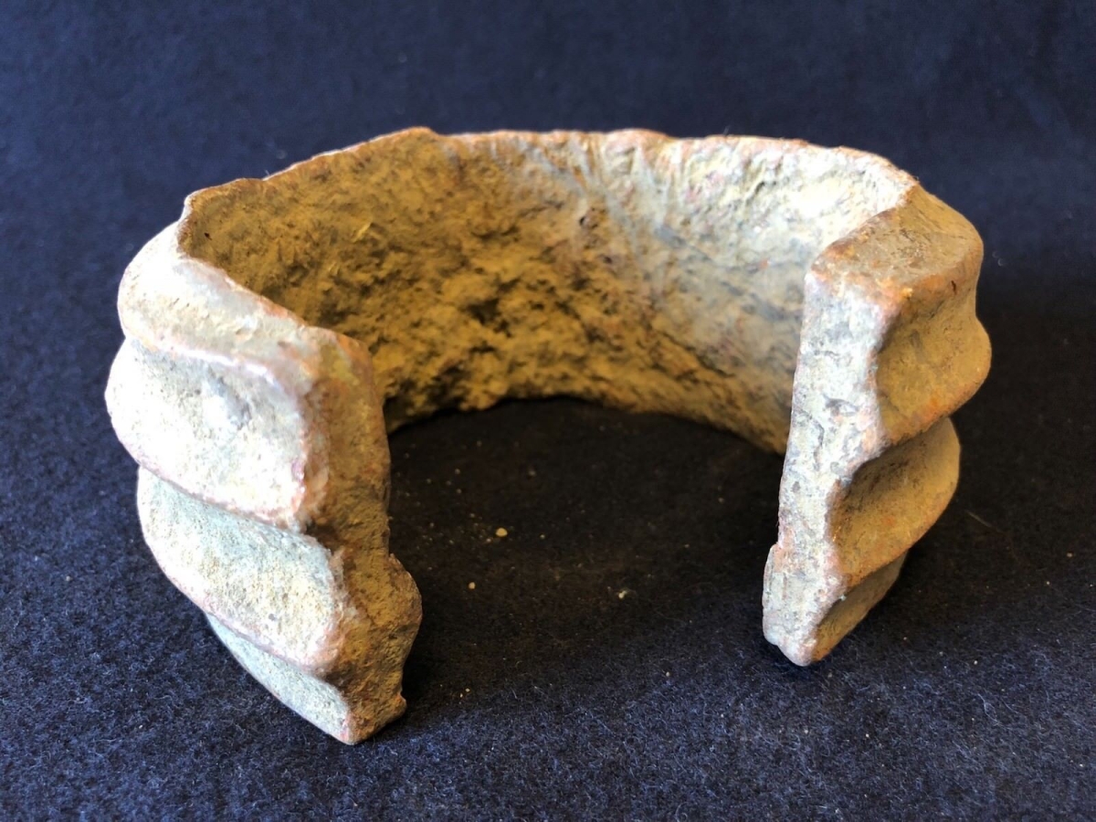 mongo_afrique_congo_belge_ancien_bracelet_monnaie_bijoux_bronze_1kg_565