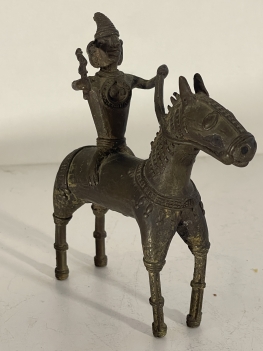 inde_femme_cavaliere_a_cheval_art_tribal_bastar_vers_1950