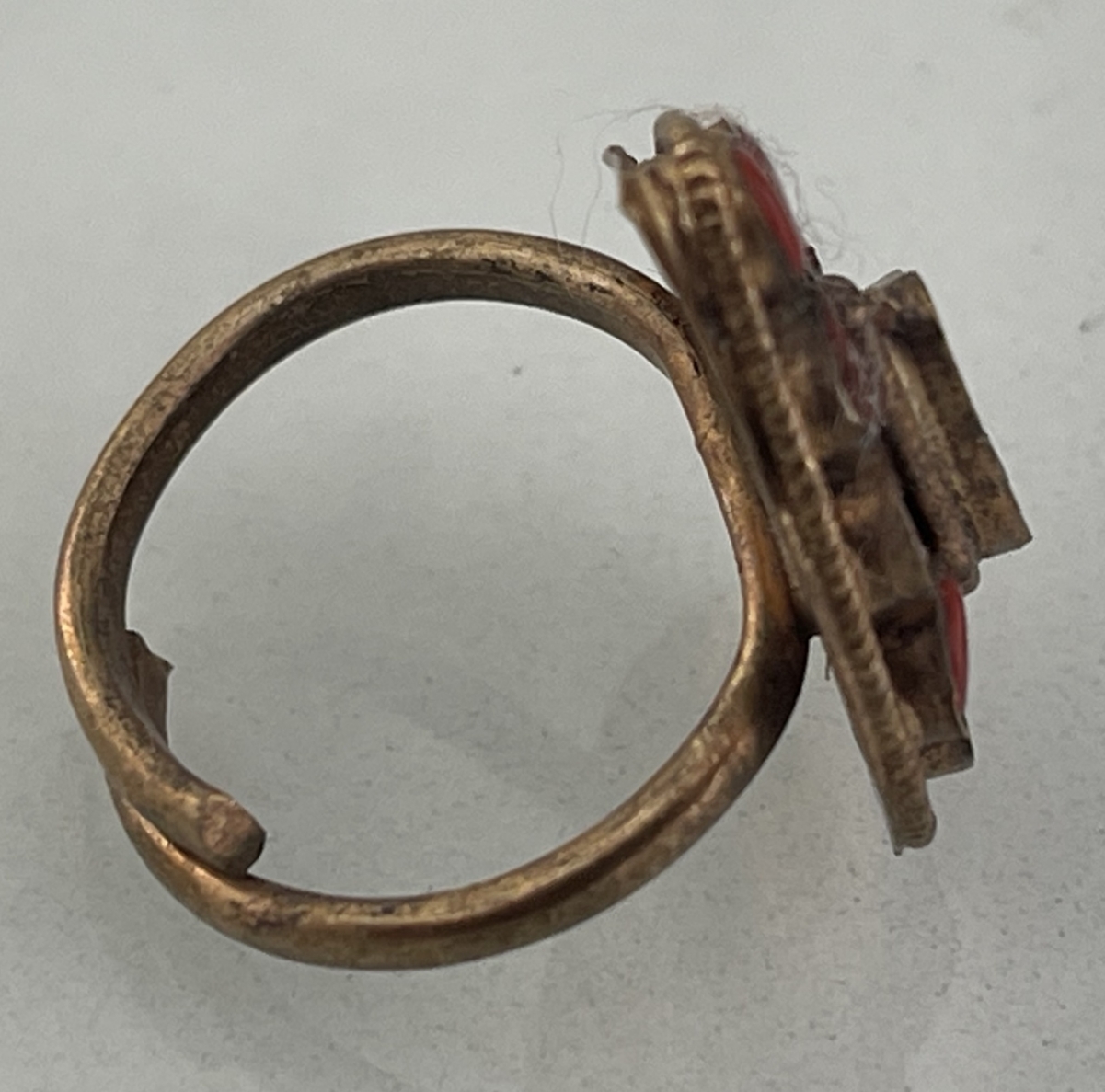 afghanistan_bague_circa_1960_bijoux_ethnique_afganistan_bleu_et_rouge