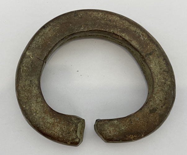 manille_du_prince_afrique_ancien_anneau_monnaie_bronze_506_grammes_nigeria_etc