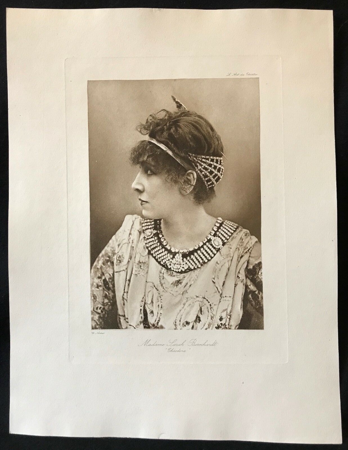 sarah_bernhardt_1844-1923_actrice_comedienne_cliche_nadar_theatre_circa_1870