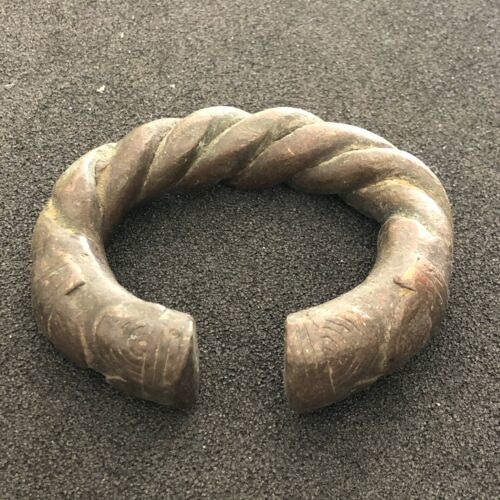 bracelet_bronze_a_patine_brune__senoufo__burkina_faso__afrique_bijoux__