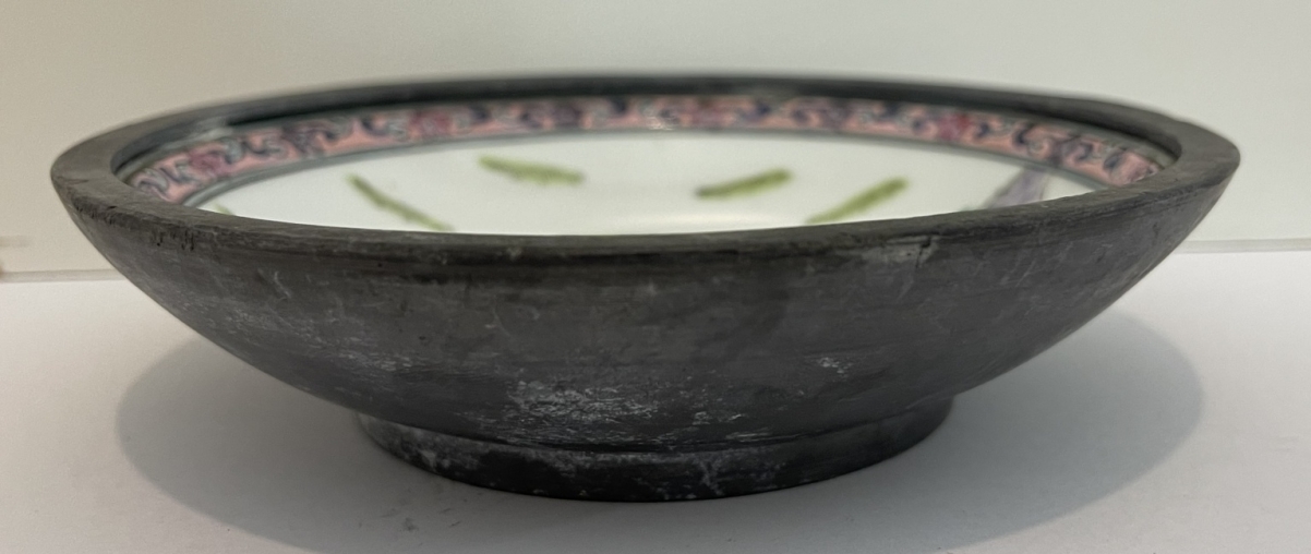 chine_coupelle_en_porcelaine_republique_signature_apocryphe_sous_couverte