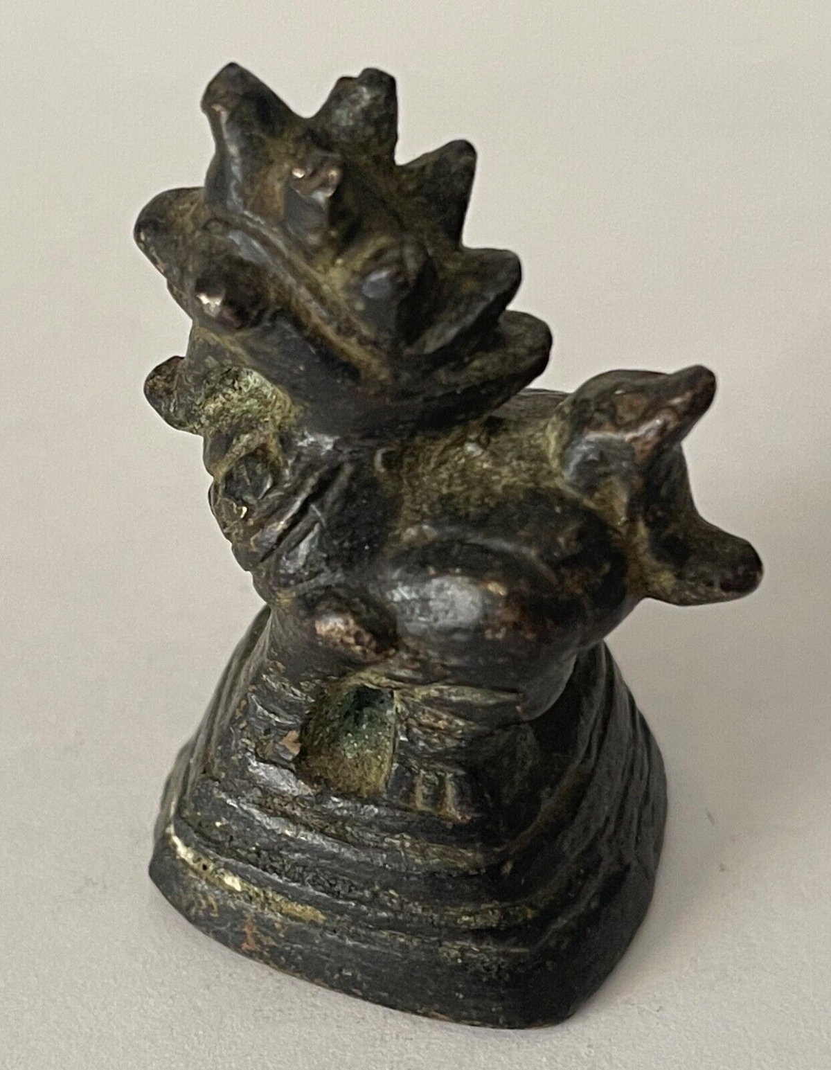 poids_en_bronze_xviii_singha_birmanie_cambodge_laos_thailande_114_grammes