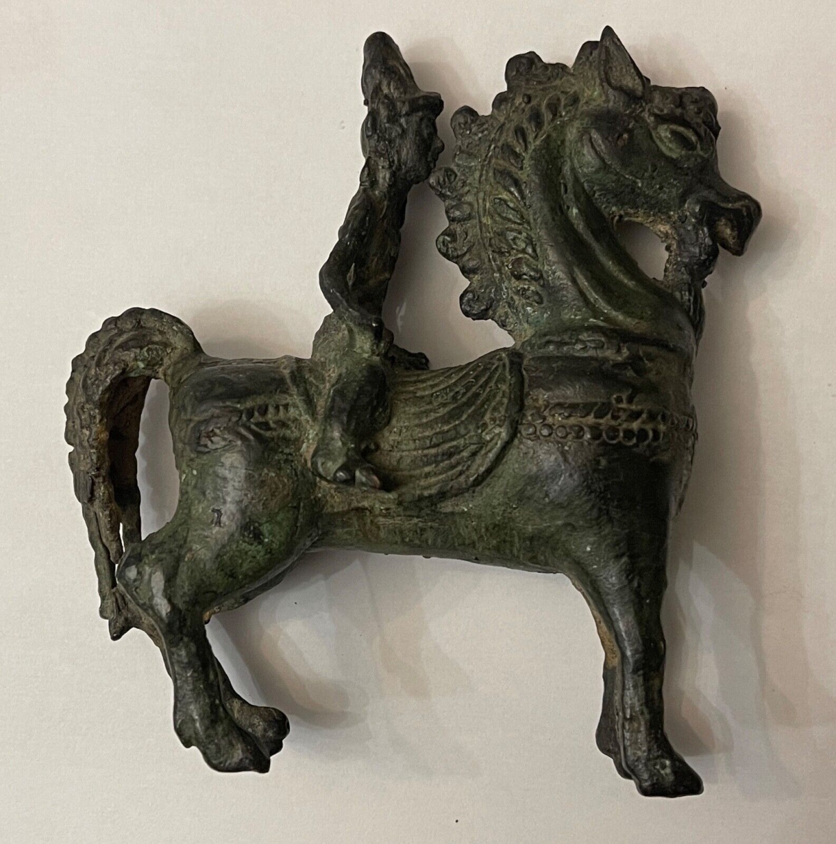 cavalier_bronze_patine_noire_empire_khmer_cambodge_xviiieme_cheval_asie