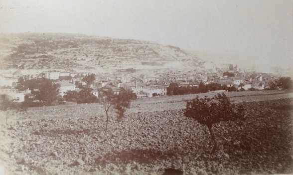 provence,_tirage_albumine_vers_1880__anonyme_village_?_france