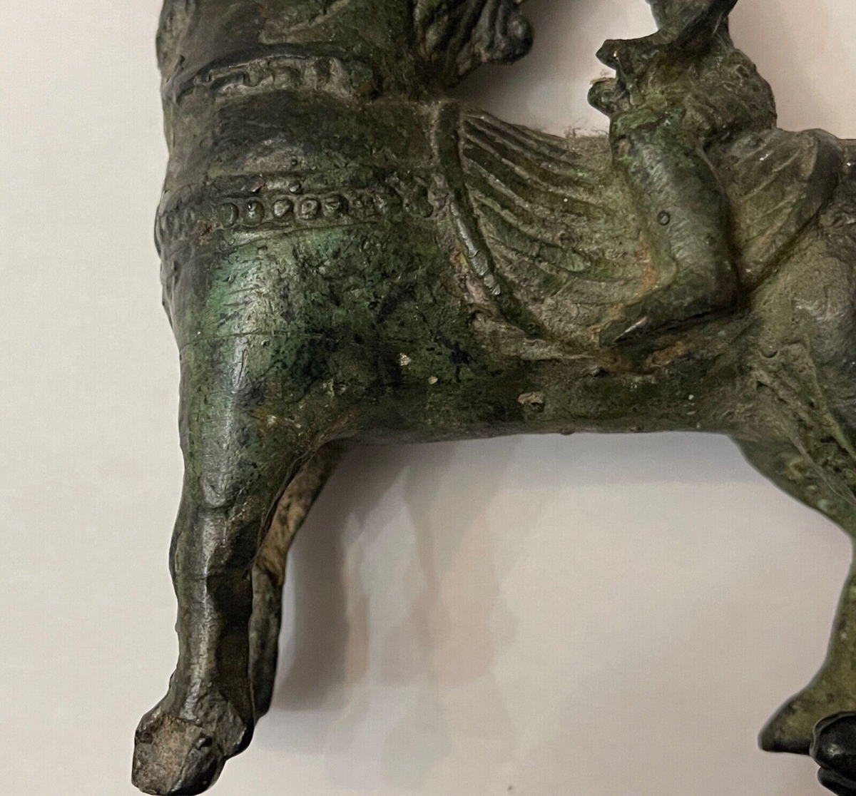 cavalier_bronze_patine_noire_empire_khmer_cambodge_xviiieme_cheval_asie