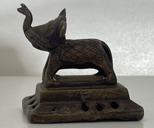 hochet_ancien_en_bronze_inde_elephant_porte-bonheur_a_billes_xixe_enfant_jouet