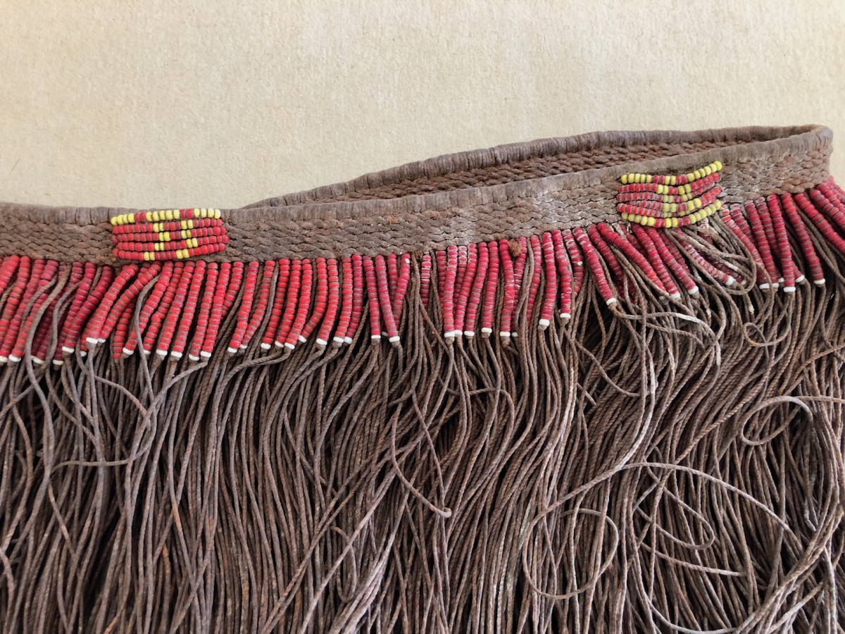 pagne_kirdi_cameroun_afrique_superbe_ancienne_collection_long_70_cm_hauteur_25_cm