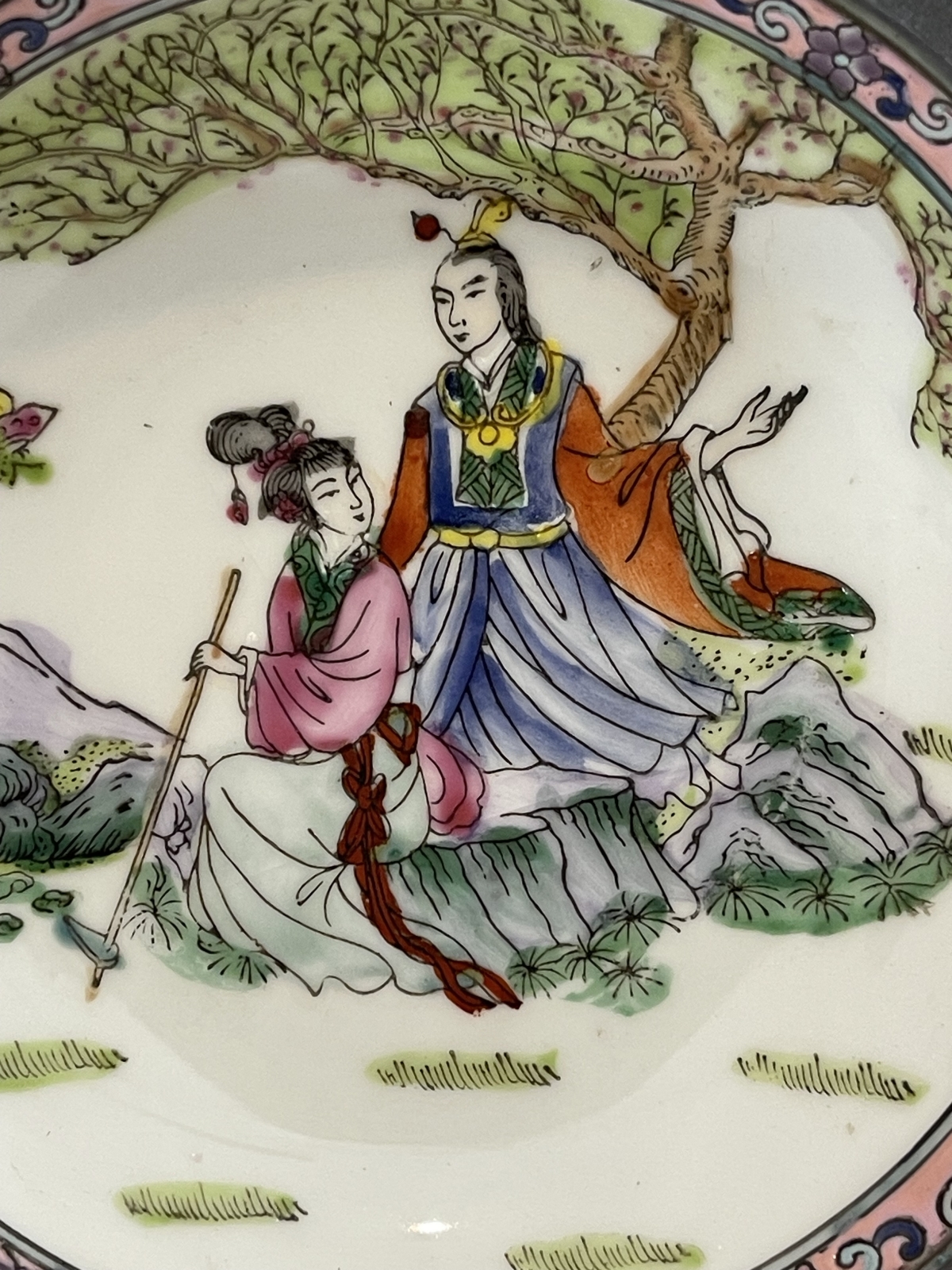 chine_coupelle_en_porcelaine_republique_signature_apocryphe_sous_couverte